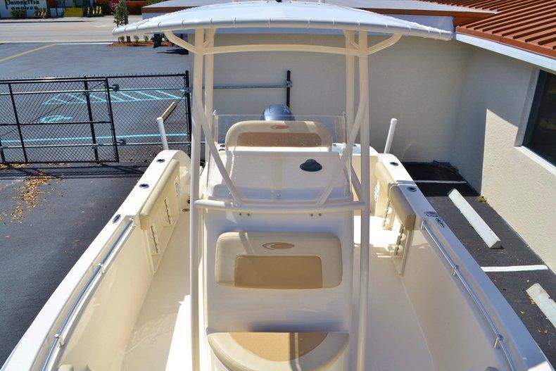 Thumbnail 22 for New 2014 Cobia 201 Center Console boat for sale in Vero Beach, FL