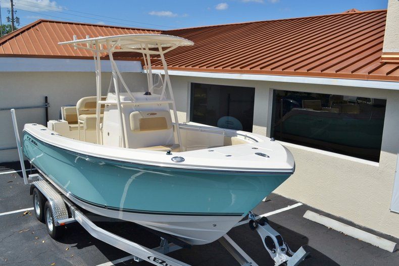 Thumbnail 41 for New 2014 Cobia 201 Center Console boat for sale in Vero Beach, FL