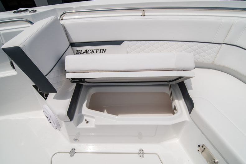 Thumbnail 62 for New 2021 Blackfin 332CC boat for sale in Fort Lauderdale, FL
