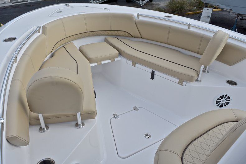 Thumbnail 44 for New 2018 Sportsman Open 232 Center Console boat for sale in West Palm Beach, FL