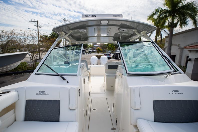 Thumbnail 62 for New 2021 Cobia 330 DC boat for sale in West Palm Beach, FL