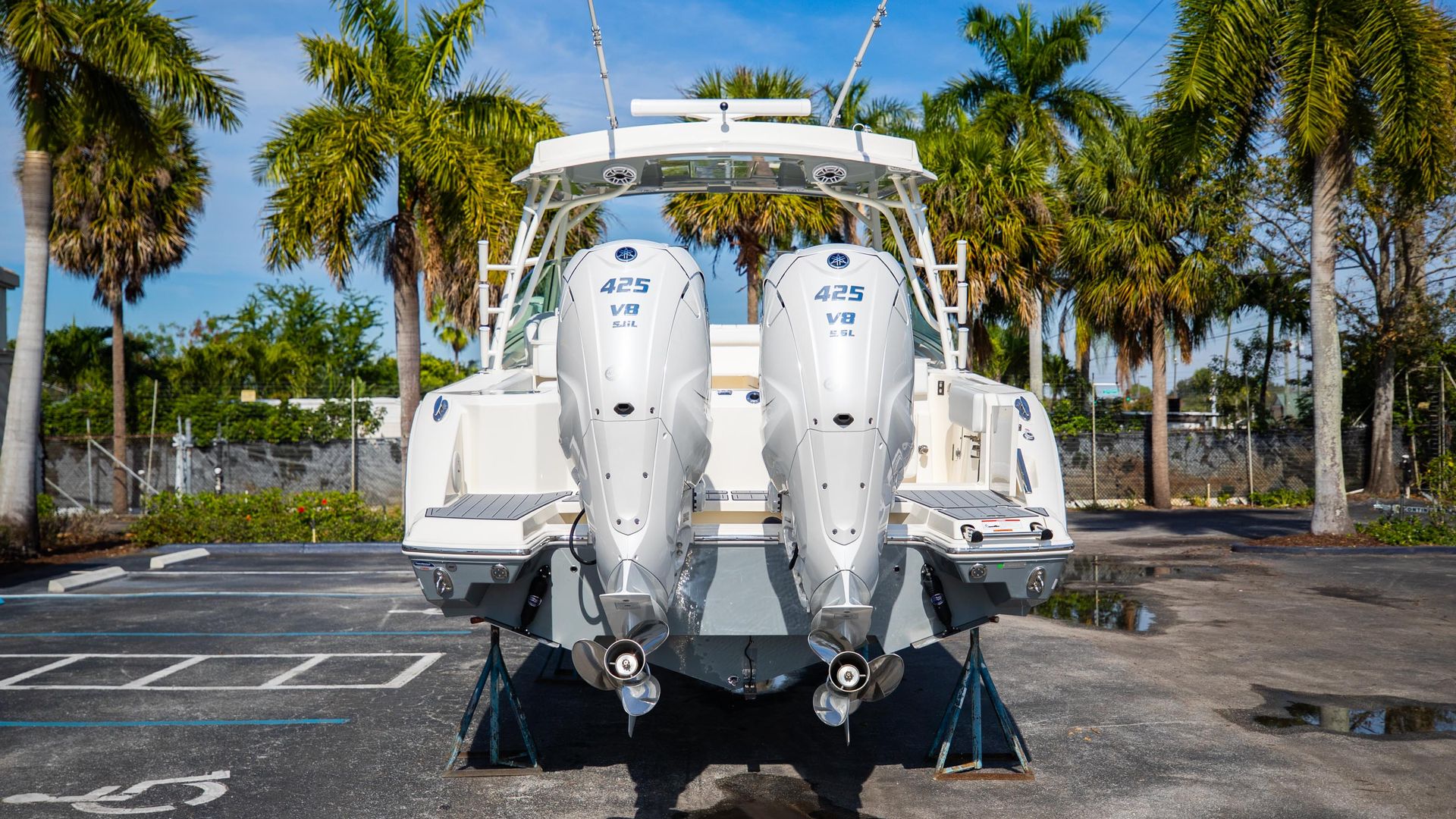 New 2021 Cobia 330 DC #F009 image 7