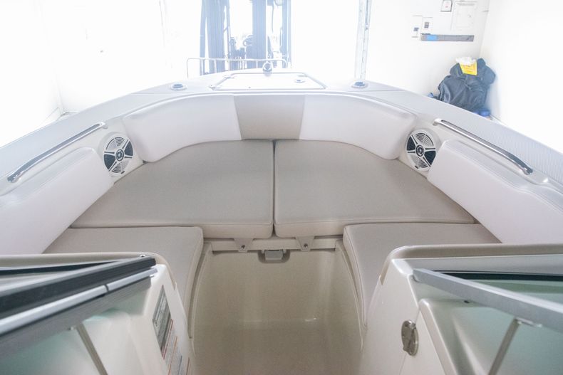 Thumbnail 28 for Used 2017 Robalo R207 Dual Console boat for sale in Miami, FL
