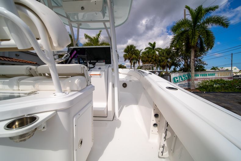 Thumbnail 17 for Used 2015 Sportsman Heritage 251 Center Console boat for sale in West Palm Beach, FL