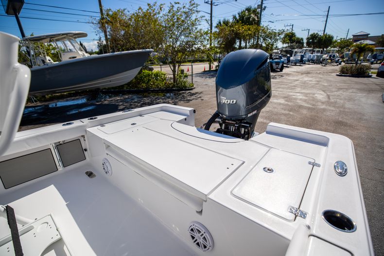 Thumbnail 11 for New 2021 Sportsman Masters 247 Bay Boat boat for sale in West Palm Beach, FL