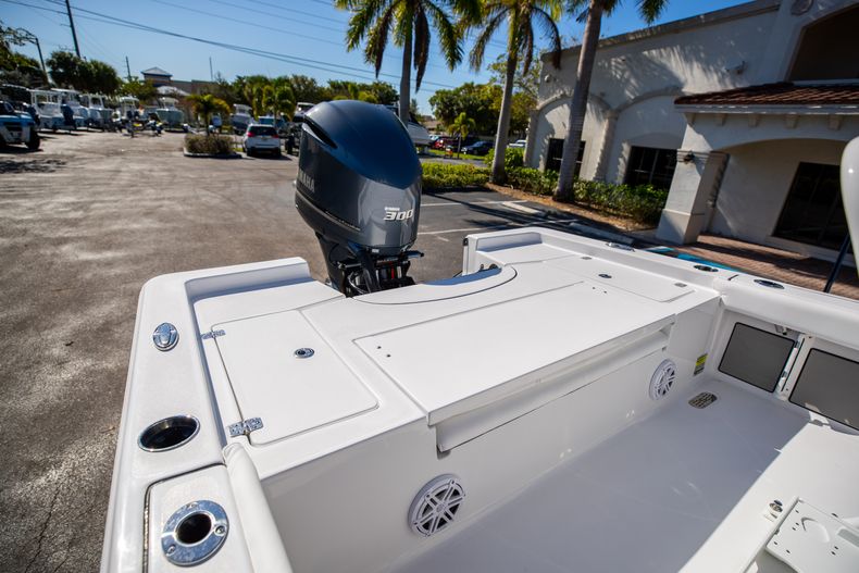 Thumbnail 9 for New 2021 Sportsman Masters 247 Bay Boat boat for sale in West Palm Beach, FL