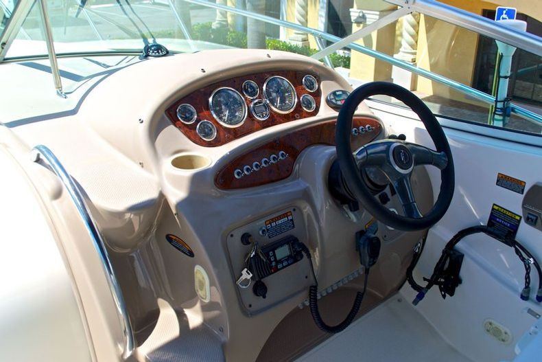 Thumbnail 48 for Used 2001 Maxum 2700 SCR Sport Cruiser boat for sale in West Palm Beach, FL