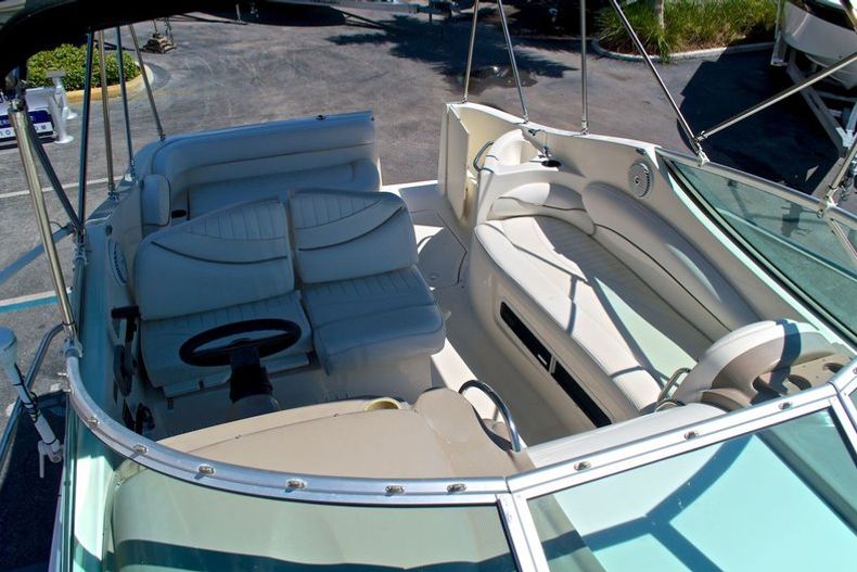 Thumbnail 67 for Used 2001 Maxum 2700 SCR Sport Cruiser boat for sale in West Palm Beach, FL