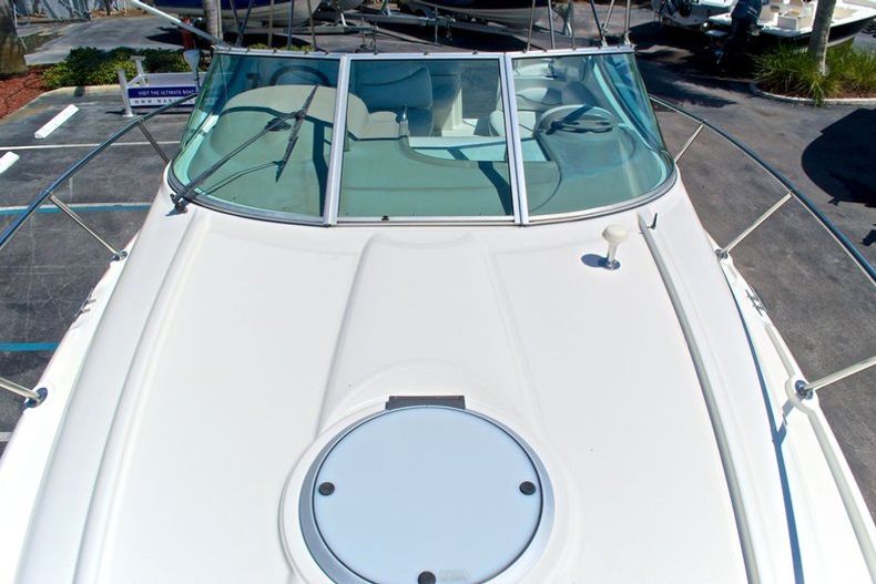 Thumbnail 72 for Used 2001 Maxum 2700 SCR Sport Cruiser boat for sale in West Palm Beach, FL