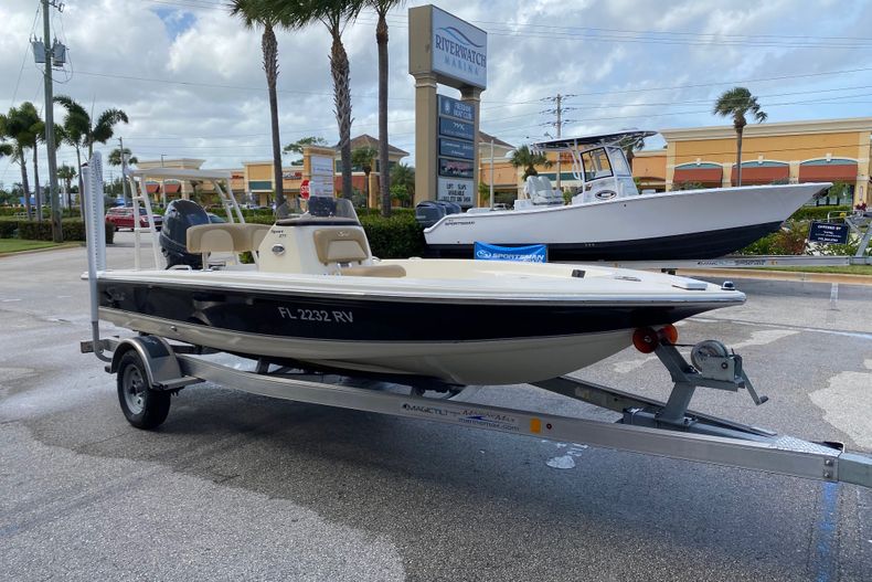 Thumbnail 7 for Used 2019 Scout 177 Sport Bay Boat boat for sale in Stuart, FL