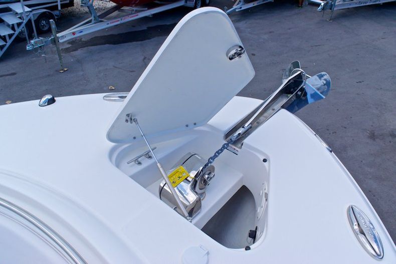 Thumbnail 71 for Used 2014 Robalo R300 Center Conosle boat for sale in Miami, FL