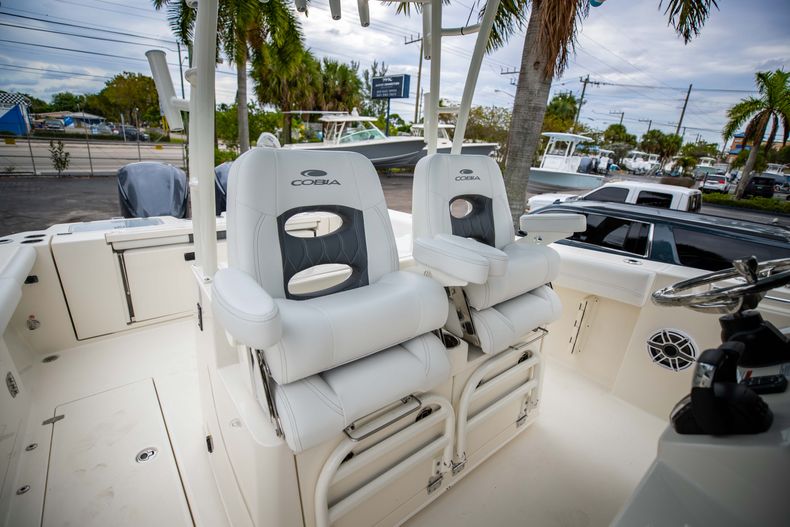Thumbnail 7 for New 2021 Cobia 320 CC boat for sale in West Palm Beach, FL