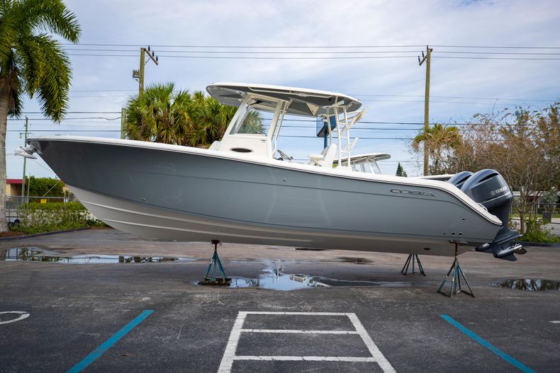 Thumbnail 4 for New 2021 Cobia 301 CC boat for sale in West Palm Beach, FL