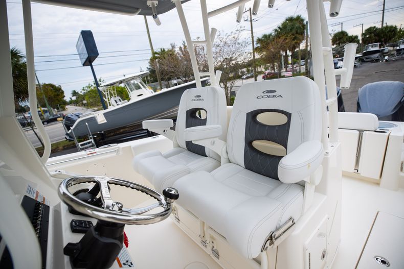 Thumbnail 37 for New 2021 Cobia 301 CC boat for sale in West Palm Beach, FL