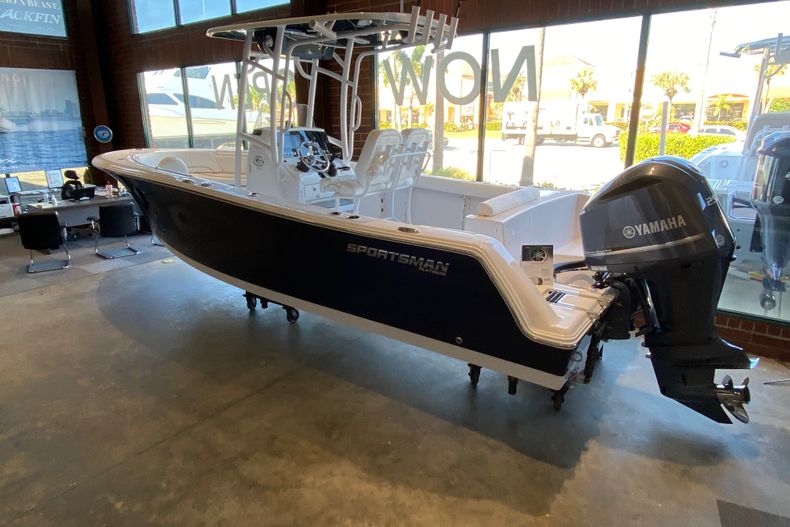 Thumbnail 1 for New 2021 Sportsman Open 232 Center Console boat for sale in Stuart, FL
