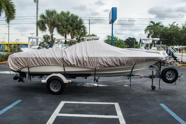 Thumbnail 33 for Used 2005 Bayliner 195 Classic boat for sale in West Palm Beach, FL