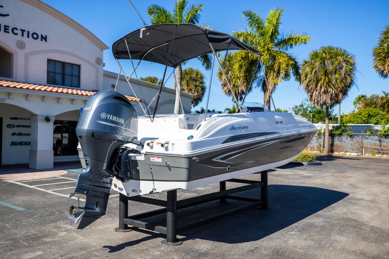 Thumbnail 13 for New 2021 Hurricane SunDeck Sport SS 188 OB boat for sale in West Palm Beach, FL