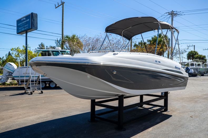 Thumbnail 6 for New 2021 Hurricane SunDeck Sport SS 188 OB boat for sale in West Palm Beach, FL