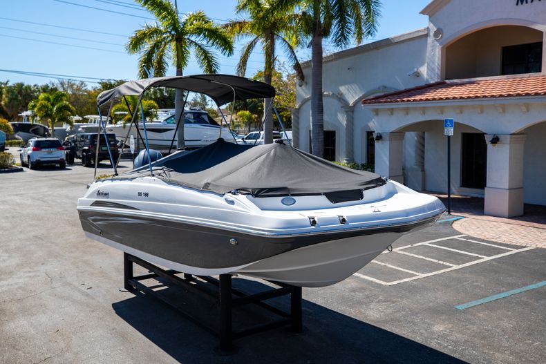 Thumbnail 3 for New 2021 Hurricane SunDeck Sport SS 188 OB boat for sale in West Palm Beach, FL
