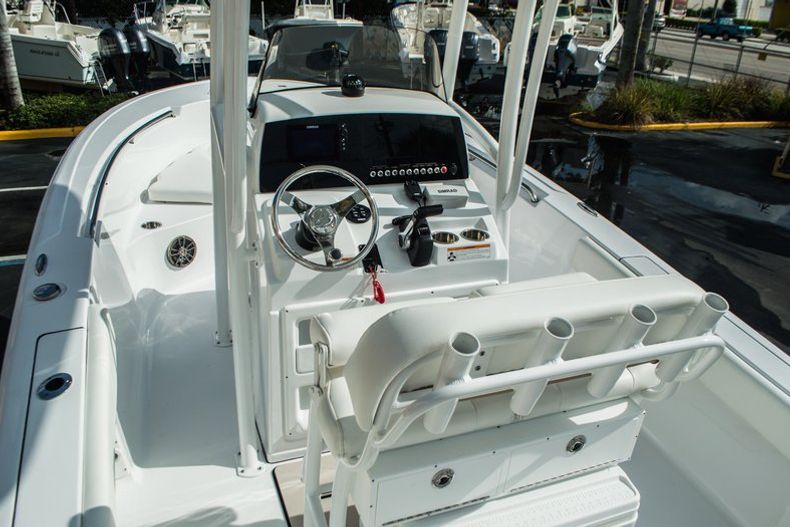 Thumbnail 8 for New 2016 Sportsman Open 212 Center Console boat for sale in Miami, FL