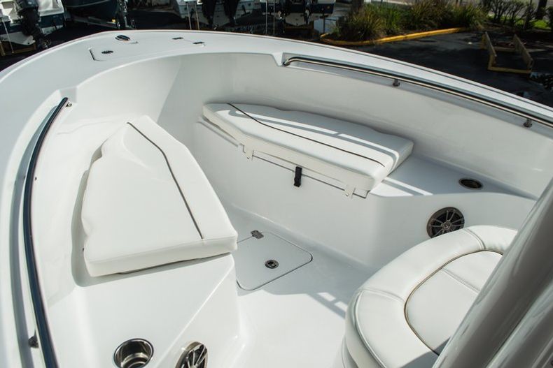 Thumbnail 10 for New 2016 Sportsman Open 212 Center Console boat for sale in Miami, FL