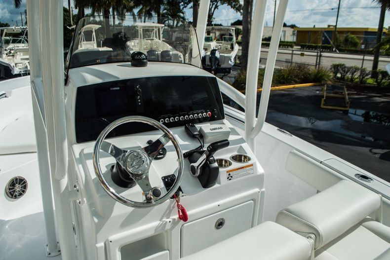 Thumbnail 25 for New 2016 Sportsman Open 212 Center Console boat for sale in Miami, FL