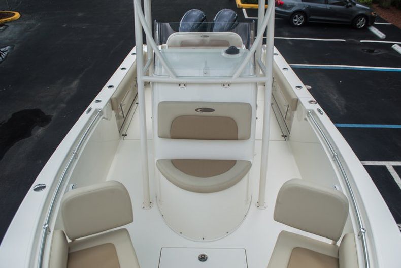 Thumbnail 19 for New 2016 Cobia 256 Center Console boat for sale in Miami, FL