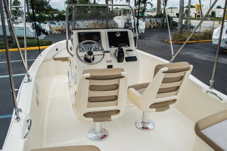 Thumbnail 9 for Used 2014 Scout 175 Sportfish boat for sale in West Palm Beach, FL