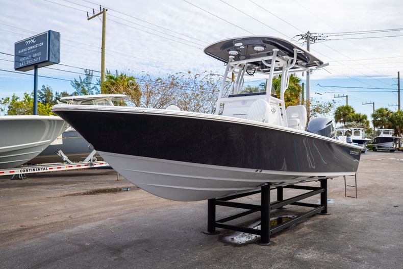Thumbnail 3 for New 2021 Sportsman Masters 247 Bay Boat boat for sale in West Palm Beach, FL