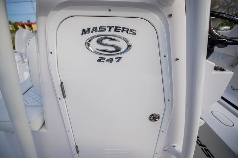 Thumbnail 29 for New 2021 Sportsman Masters 247 Bay Boat boat for sale in West Palm Beach, FL