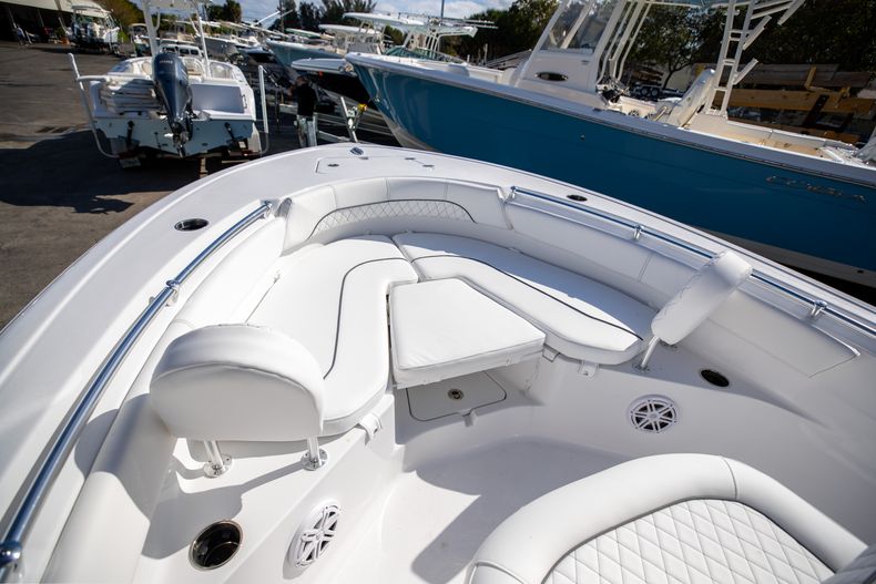 Thumbnail 11 for New 2021 Sportsman Heritage 211 Center Console boat for sale in West Palm Beach, FL