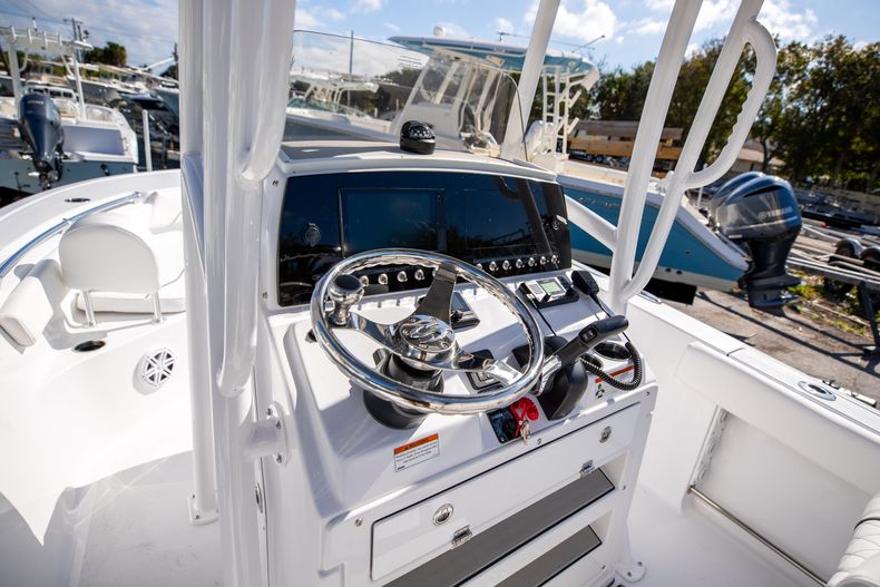 Thumbnail 7 for New 2021 Sportsman Heritage 211 Center Console boat for sale in West Palm Beach, FL