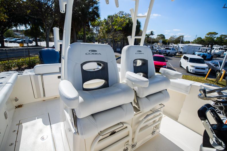 Thumbnail 9 for New 2021 Cobia 301 CC boat for sale in West Palm Beach, FL
