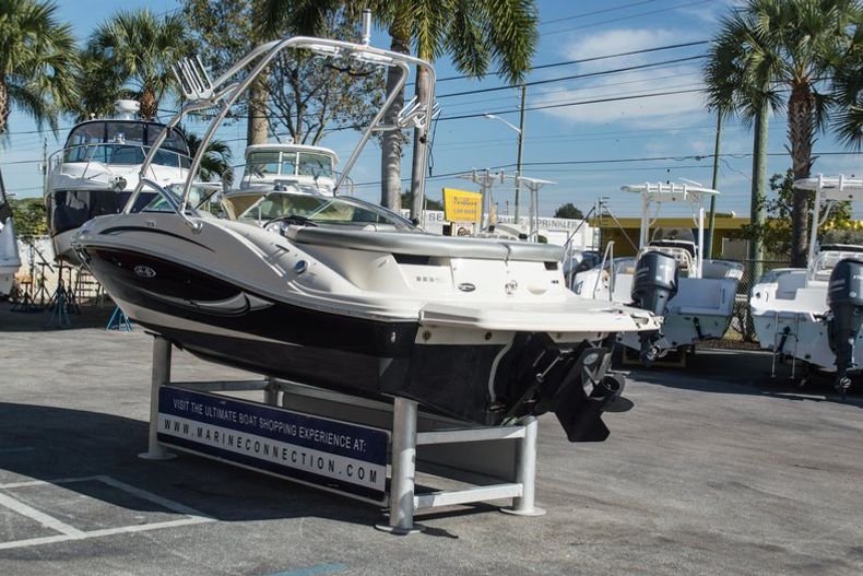 Thumbnail 4 for Used 2009 Sea Ray 185 Sport Bowrider boat for sale in West Palm Beach, FL
