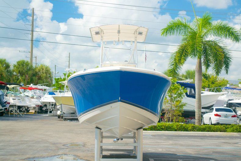 Thumbnail 2 for New 2014 Cobia 201 Center Console boat for sale in West Palm Beach, FL