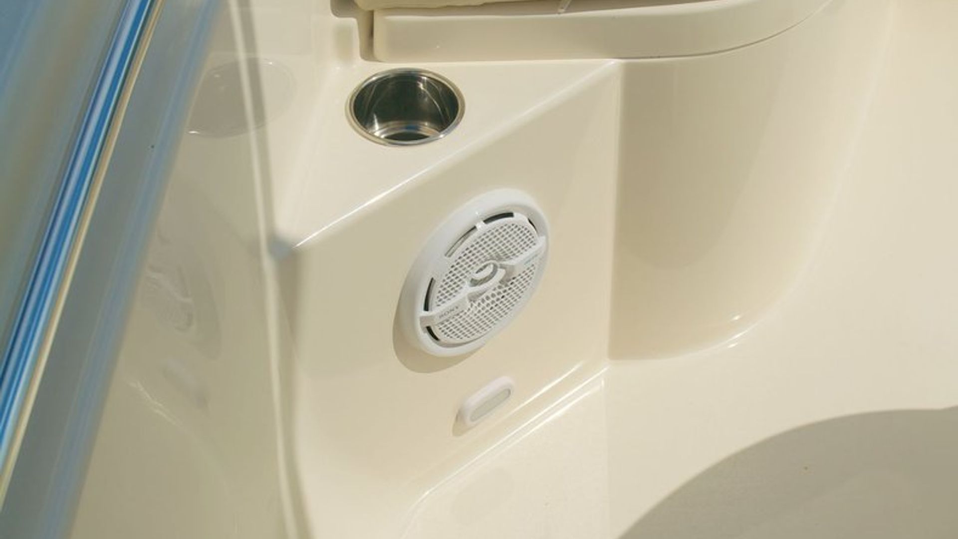 New 2014 Cobia 201 Center Console #T004 image 73