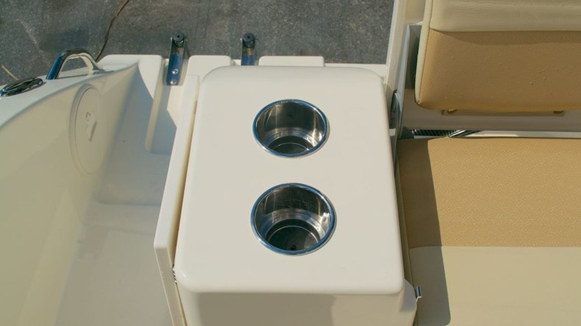 New 2014 Cobia 201 Center Console #T004 image 33