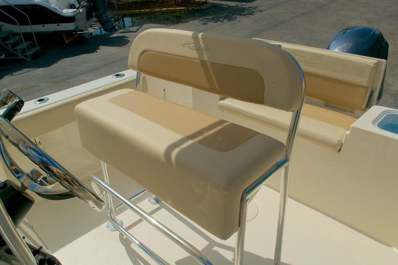 Thumbnail 36 for New 2014 Cobia 201 Center Console boat for sale in West Palm Beach, FL
