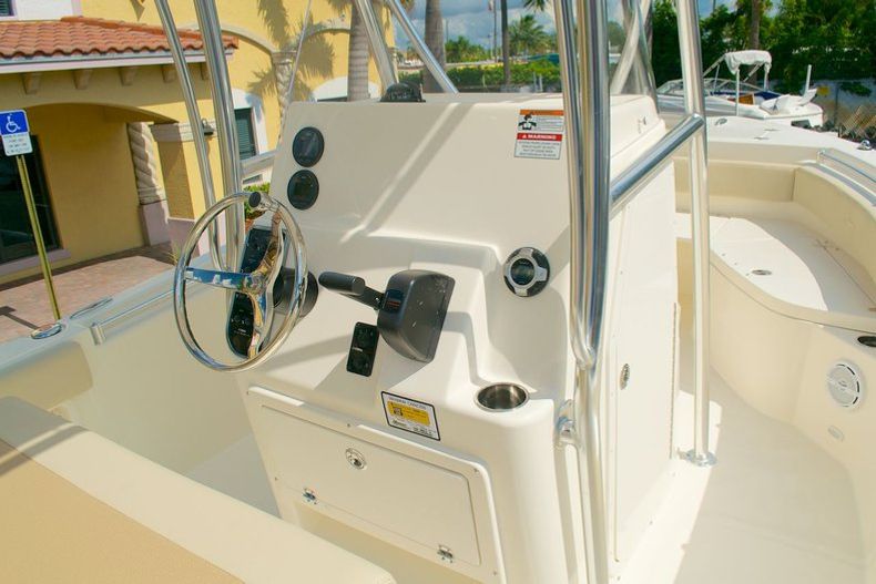 Thumbnail 43 for New 2014 Cobia 201 Center Console boat for sale in West Palm Beach, FL