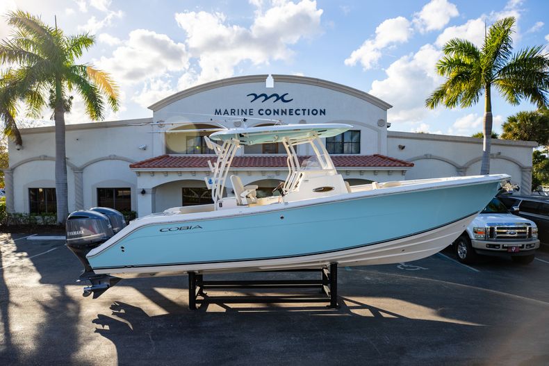 Used 2016 Cobia 296 Center Console boat for sale in West Palm Beach, FL