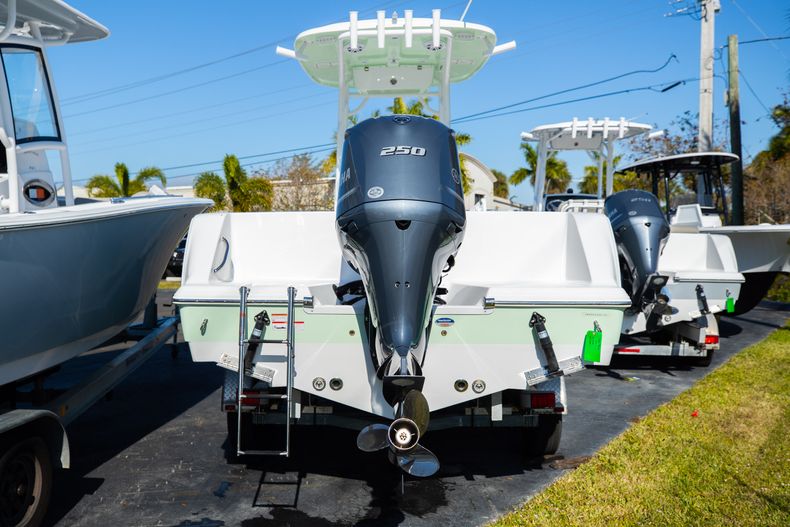 Thumbnail 2 for New 2021 Sportsman Heritage 231 Center Console boat for sale in West Palm Beach, FL