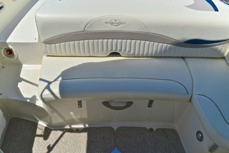 Thumbnail 27 for New 2013 Stingray 215 LR Bowrider boat for sale in West Palm Beach, FL