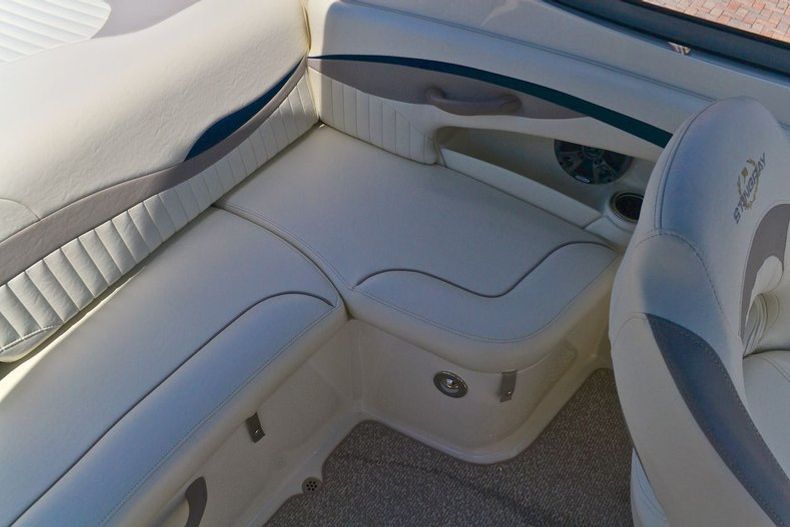 Thumbnail 28 for New 2013 Stingray 215 LR Bowrider boat for sale in West Palm Beach, FL