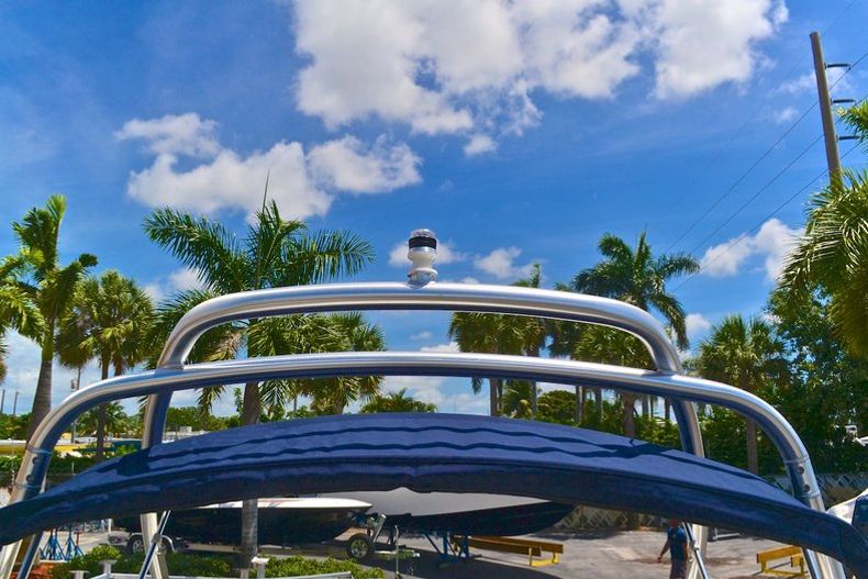 Thumbnail 75 for New 2013 Stingray 215 LR Bowrider boat for sale in West Palm Beach, FL
