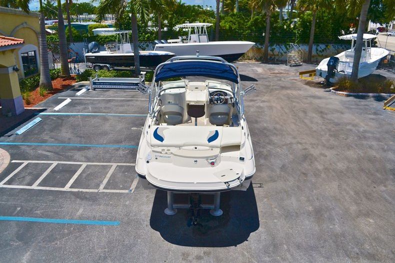 Thumbnail 78 for New 2013 Stingray 215 LR Bowrider boat for sale in West Palm Beach, FL
