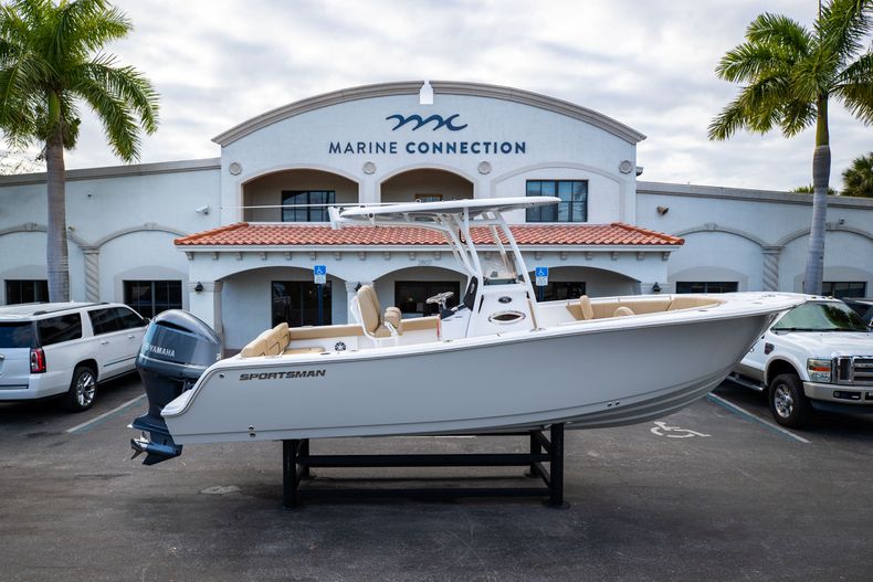 Used 2018 Sportsman Heritage 241 Center Console boat for sale in West Palm Beach, FL