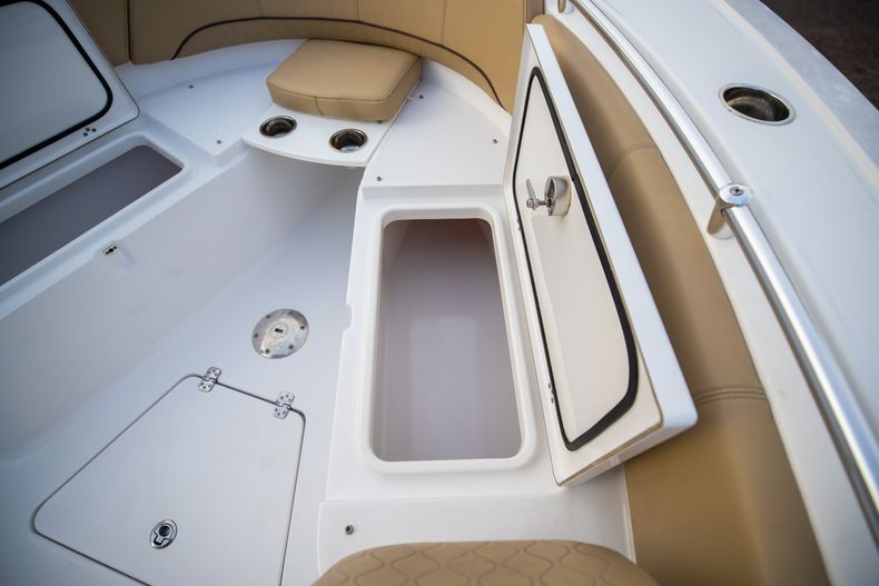 Thumbnail 44 for Used 2018 Sportsman Heritage 241 Center Console boat for sale in West Palm Beach, FL