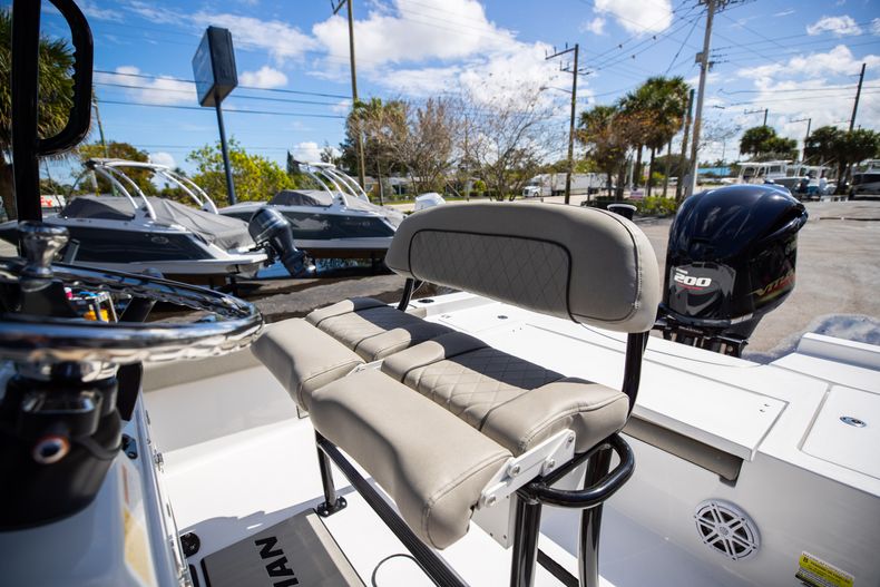 Thumbnail 29 for New 2021 Sportsman Masters 227 Bay Boat boat for sale in Vero Beach, FL