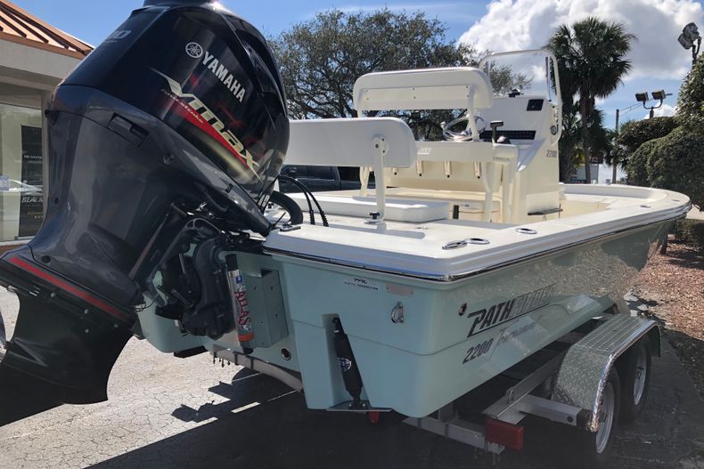 Thumbnail 5 for New 2021 Pathfinder 2200 TE boat for sale in Vero Beach, FL