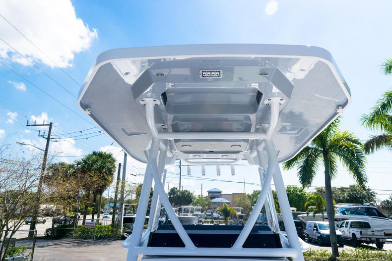 Thumbnail 45 for New 2021 Blackfin 222CC boat for sale in West Palm Beach, FL
